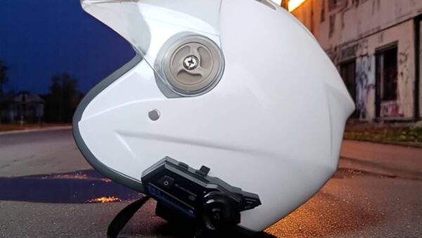 Bluetooth Motorcycle Helmet - Image 4
